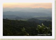 paysages 21 * Coucher de soleil sur la cuvetteSunset on Andapa's basin
©Eric Mathieu * 800 x 535 * (34KB)